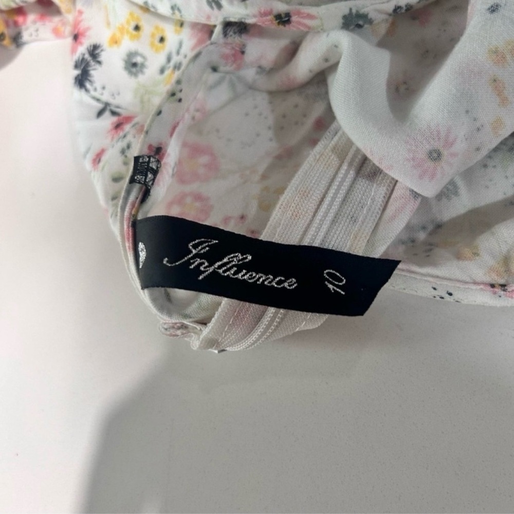 Influence Square-Neck Floral Midi Dress with Puff Sleeves - Picture 15 of 16
